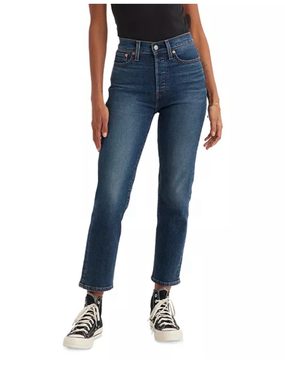 NWT High-Rise “Wedgie” Straight Levi’s Jeans. Button closure 25X28